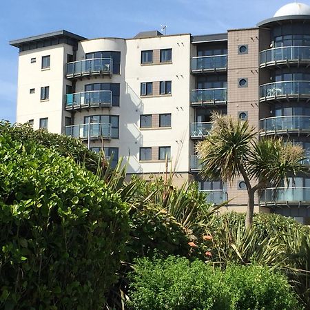 2Bed With Pool & Sea View Apartment New Quay Buitenkant foto