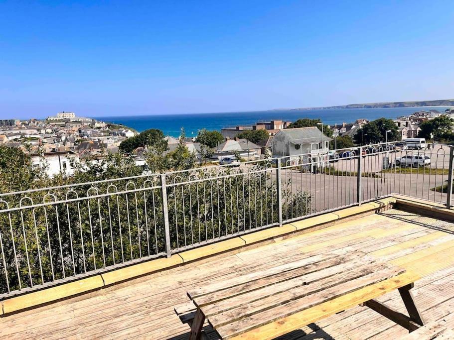 2Bed With Pool & Sea View Apartment New Quay Buitenkant foto
